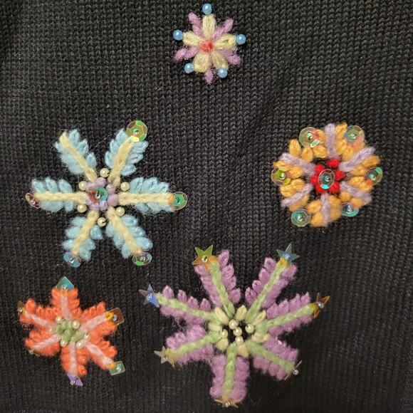 Black Cardigan Multicolor‎ Embroidered Snowflakes Beaded & Sequined Neckline- L - Picture 3 of 6